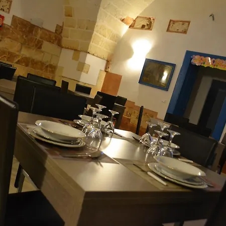 Terre Dì Montecoco Couette-café