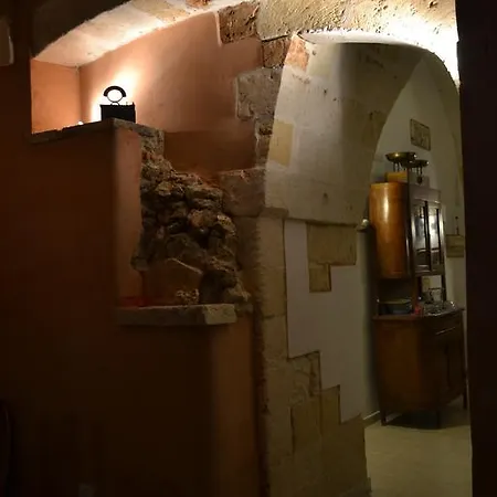 Terre Dì Montecoco 3*